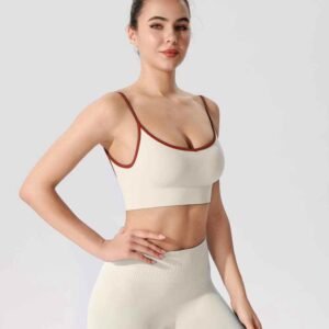 ເສື້ອກິລາງາມໆສຳລັບເຕົ້ານົມໃຫຍ່